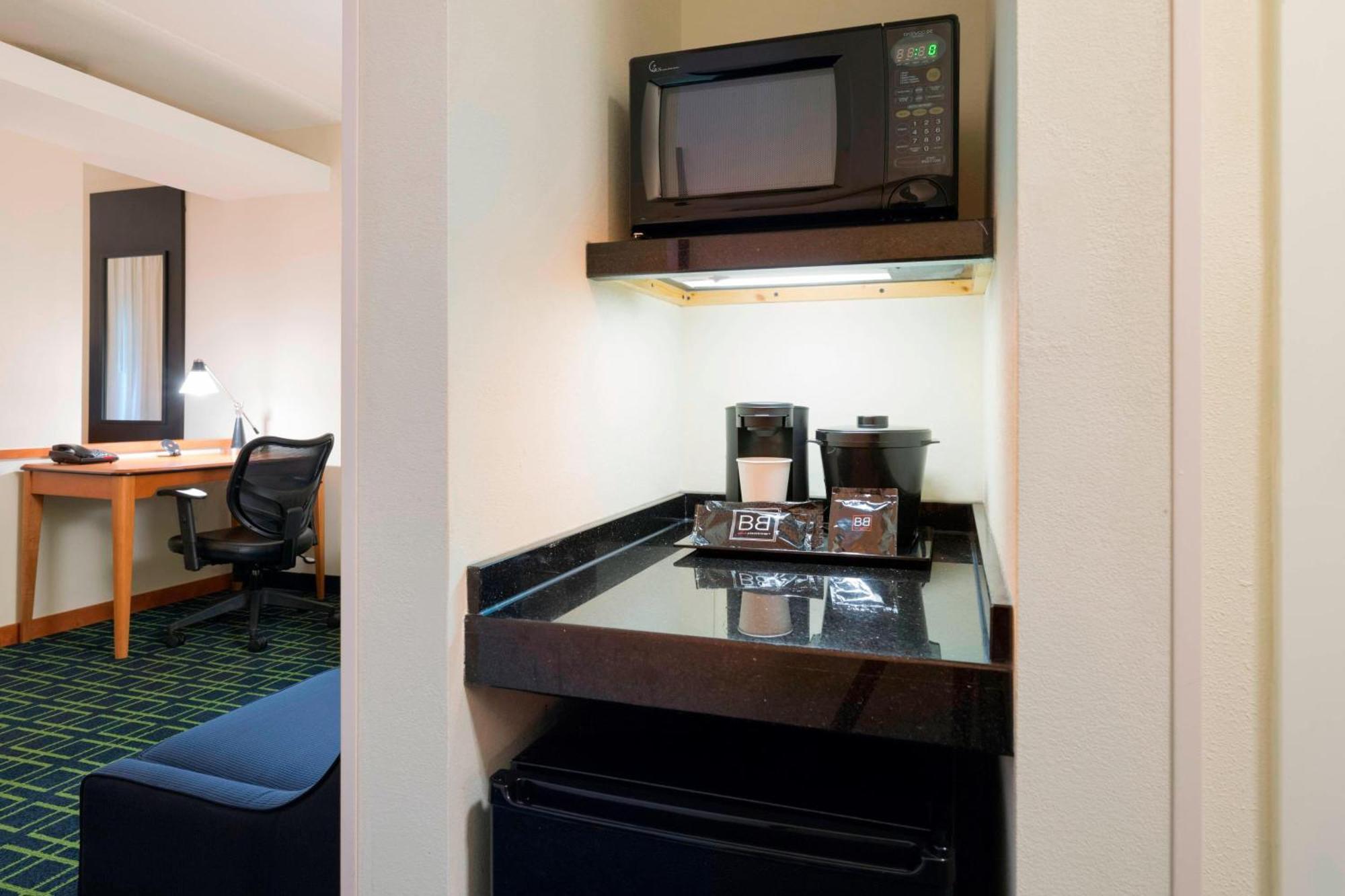 Fairfield Inn & Suites Huntingdon Raystown Lake Экстерьер фото